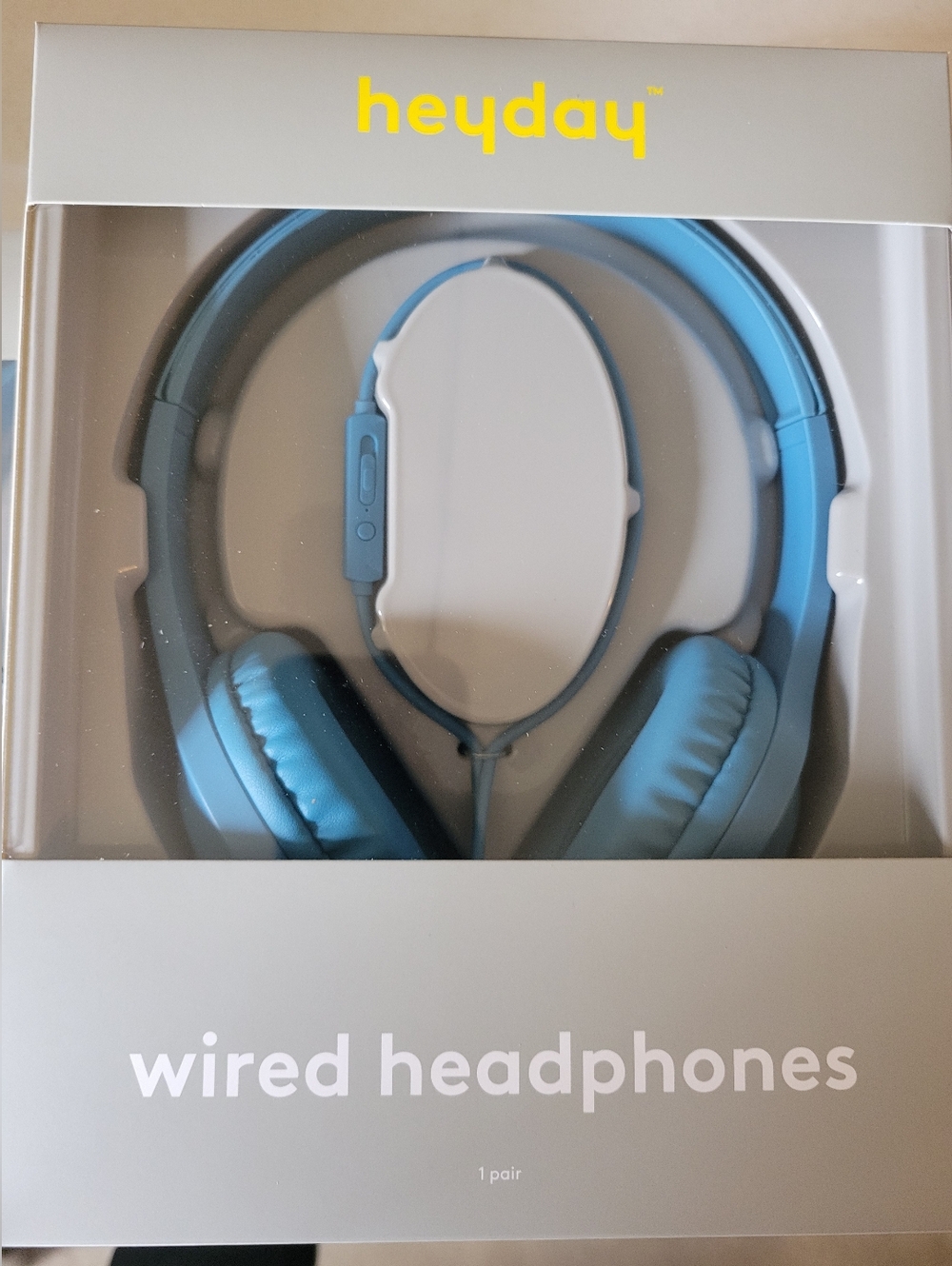 heyday Wired On-Ear Headphones in Bright Blue